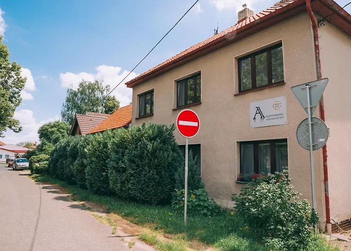 Alisa Apartments